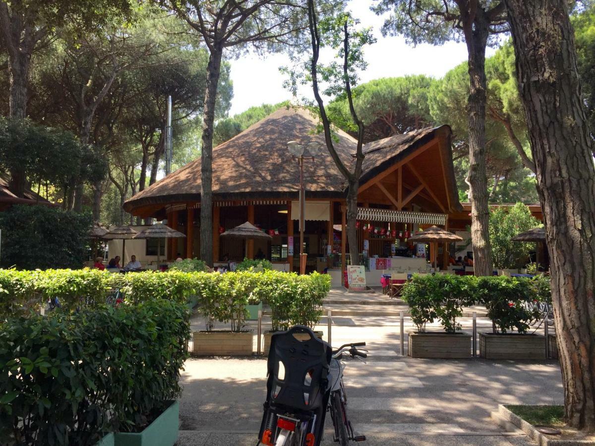 Dena Chalets - Lido Di Spina At The Beach المظهر الخارجي الصورة